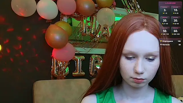 FoxyMira online show from June 18, 5:29 pm