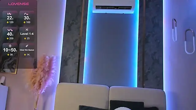 lunamuna1 online show from September 23, 10:02 am