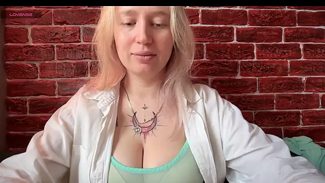 CitrusBlissss online show from November 7, 3:01 am