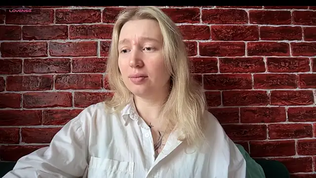 CitrusBlissss online show from November 4, 2:27 am