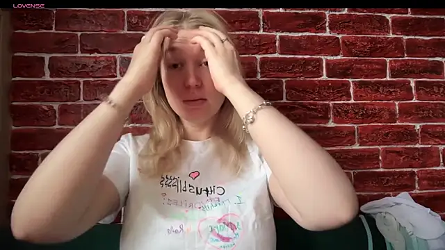 CitrusBlissss online show from November 6, 2:50 am