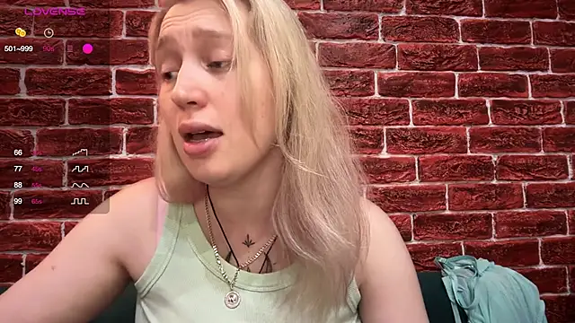 CitrusBlissss online show from November 11, 12:24 pm