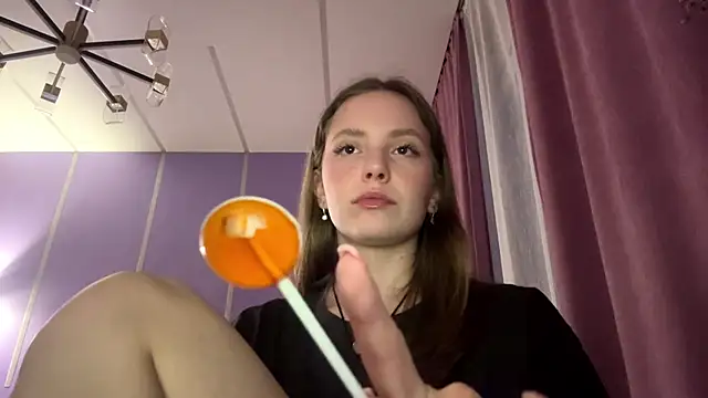 LinaMoonBlessed online show from April 26, 2:48 pm