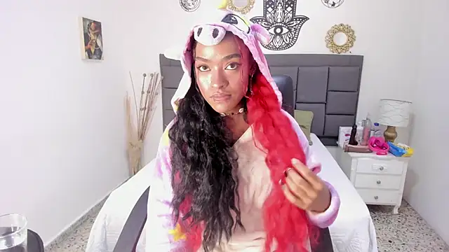 summer williams18 online show from January 17, 2:08 am