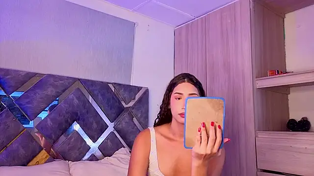 candice777 online show from November 25, 2:30 pm