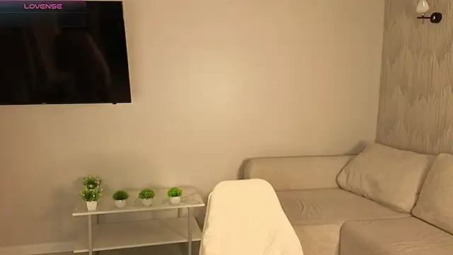 KeeleyBuoy online show from April 11, 3:05 pm