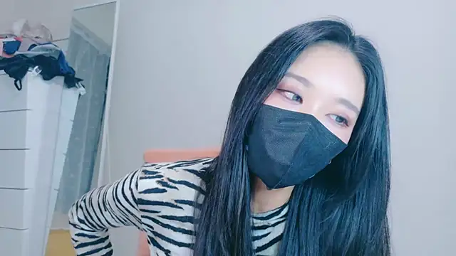 ramuchan desu online show from November 18, 12:28 pm