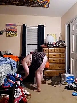 nuttiebuddy1 online show from November 15, 7:09 am