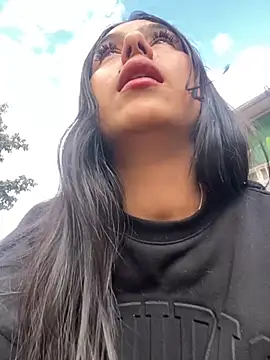 Sarahcutexoxox online show from September 20, 7:56 pm