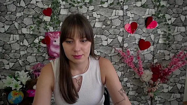 Amanda Bright  online show from November 13, 11:20 am