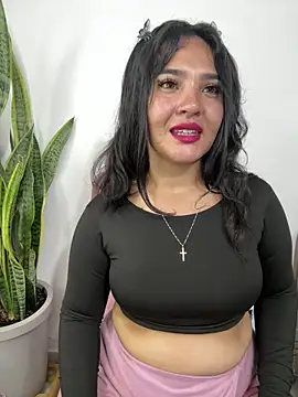 meli  brown online show from March 29, 8:46 am