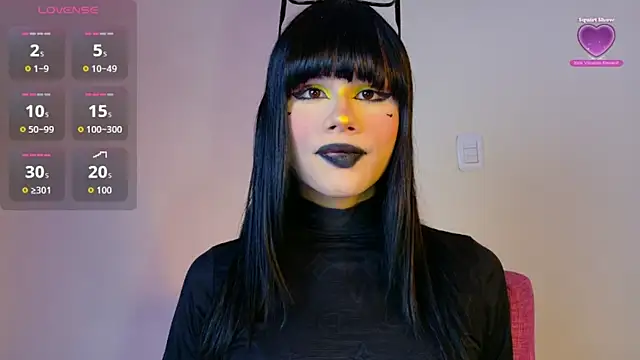 NATASHAA WINZ online show from October 3, 5:23 am