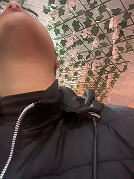 karolNails online show from February 24, 7:45 pm