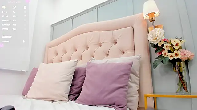 katia harrison  online show from October 10, 10:36 pm