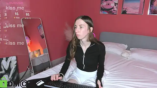 Lisbeth  Salander online show from September 15, 2:42 am