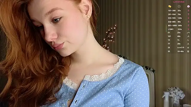 Juuulia  online show from December 19, 1:25 pm