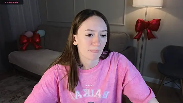 cutienaughtygirl online show from March 25, 8:28 am