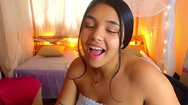 loreaniss online show from November 27, 9:06 pm