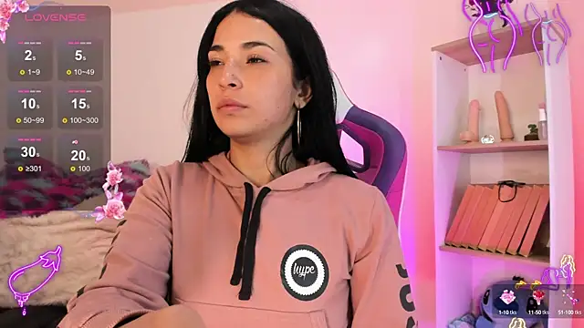 Hadid Jimenez  online show from September 30, 11:09 pm