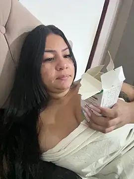 julianamascarada online show from September 12, 12:23 pm