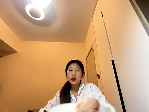 xena0501 online show from November 4, 5:51 pm