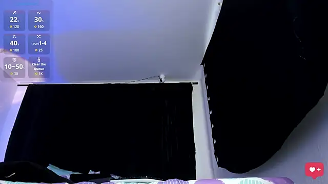 ZoeBlue6 online show from April 25, 1:41 pm