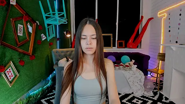 UliaNeer online show from September 9, 5:07 am