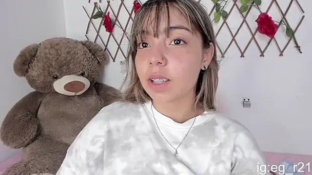 emma grays2 online show from October 10, 7:46 am