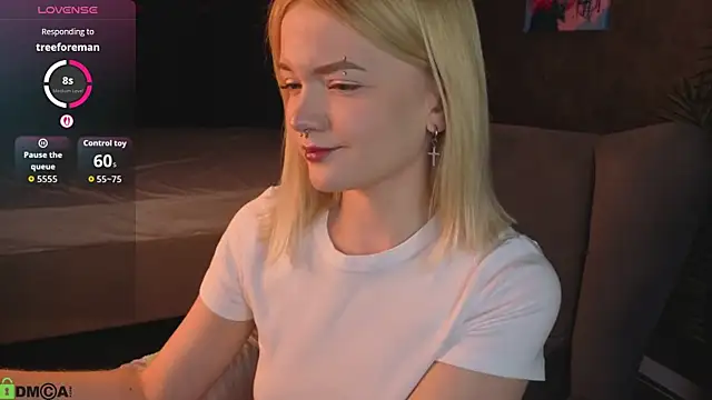 Carrie Foster online show from April 9, 3:39 pm