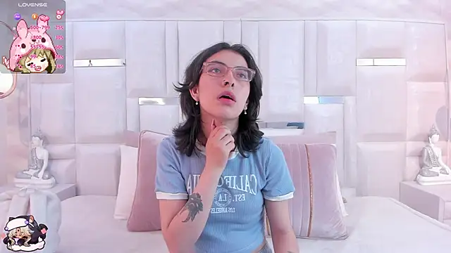 Im Molly Angel online show from September 17, 8:29 pm