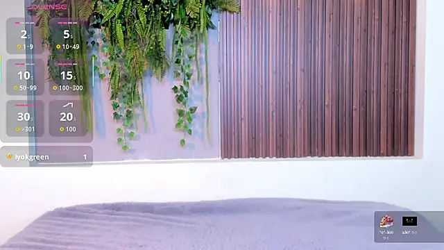 Dakotaferreti online show from October 16, 8:44 pm