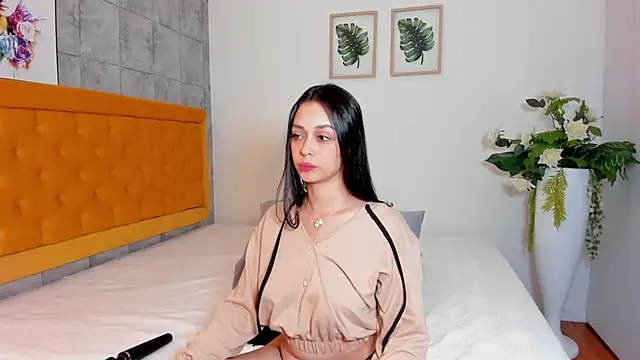 EmilyyRamirez online show from October 1, 1:16 pm