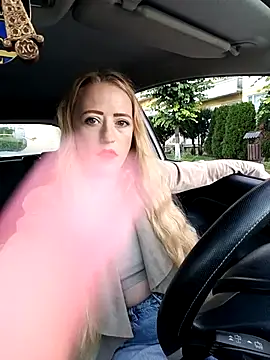 DeeA Blondy online show from September 21, 4:11 am