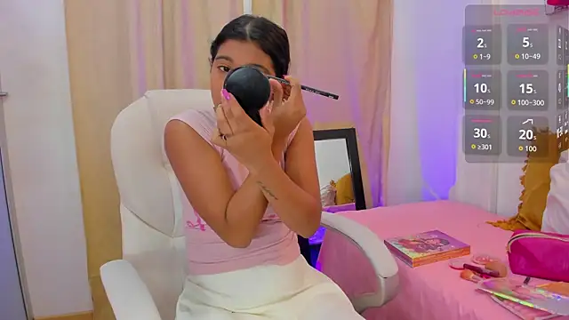 andrea sanchezz online show from September 15, 11:51 am