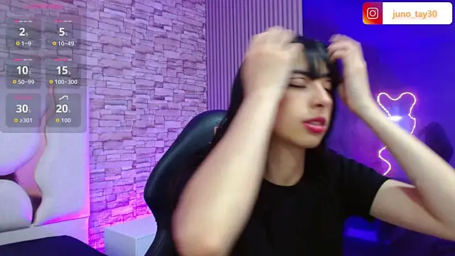 juno tay online show from September 19, 7:13 pm