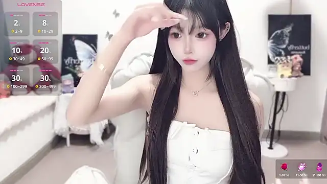 -EEBABY online show from October 7, 9:52 pm