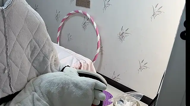 puppy-999 online show from January 15, 1:39 pm