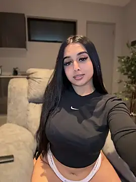 LilMisIndianx online show from June 4, 2:43 pm