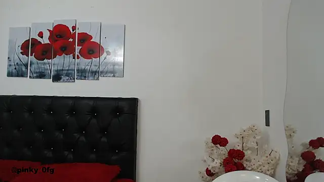 pinky f00x online show from January 16, 8:38 pm