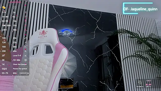 daisyblushh online show from September 8, 7:24 pm