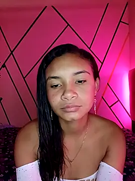 liz7skinny online show from September 24, 7:24 pm