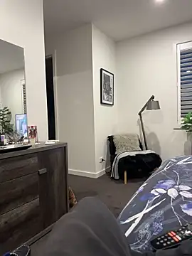 Reacher110565 online show from September 18, 8:35 am