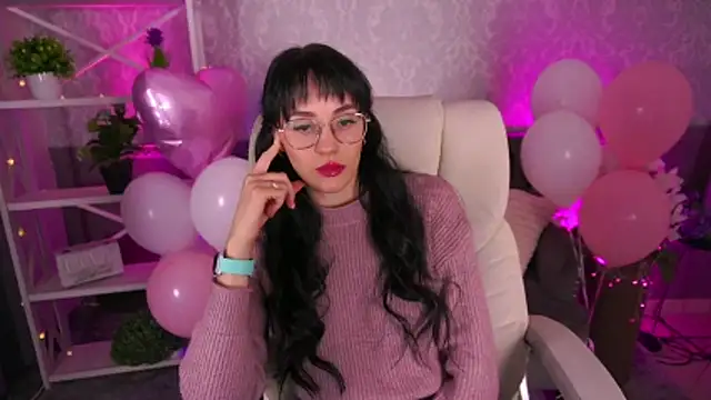 EviLune online show from February 17, 7:29 am