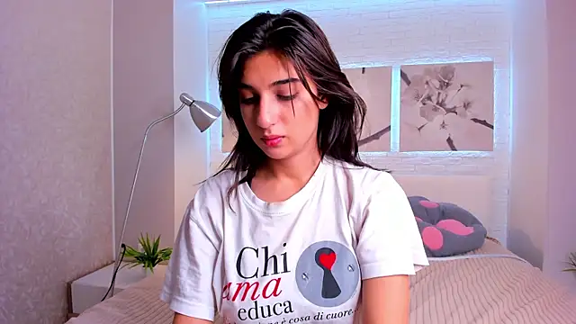 Elfy Rare  online show from October 25, 3:08 pm