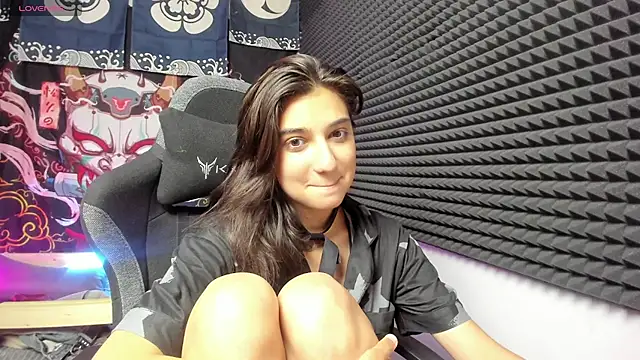 Elfy Rare  online show from October 15, 3:14 pm