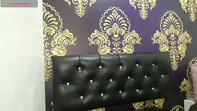 BigBoobs Goddess online show from April 12, 3:09 am