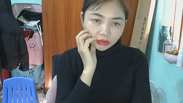 Uhem112 online show from November 28, 5:21 am