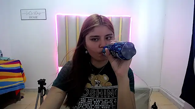 keilicita tonny 18 online show from September 20, 6:28 pm