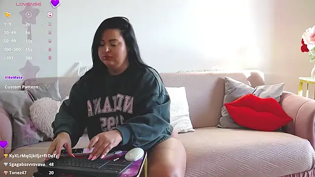 oliviathea online show from September 21, 4:55 am