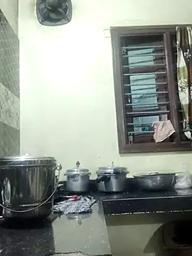 papukurty online show from March 28, 1:32 pm